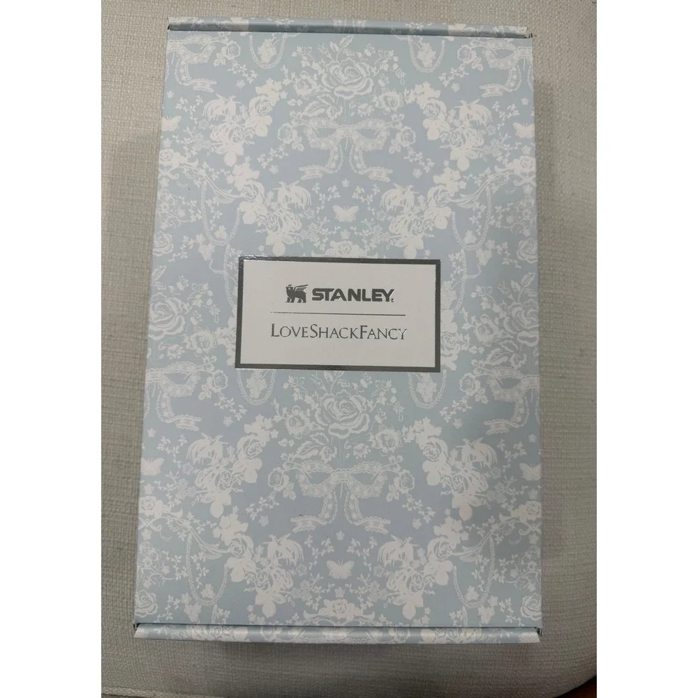 Stanley x LoveShackFancy 40oz Toscana Toile Alpine Blue Holiday Quencher Limited - Picture 2 of 6